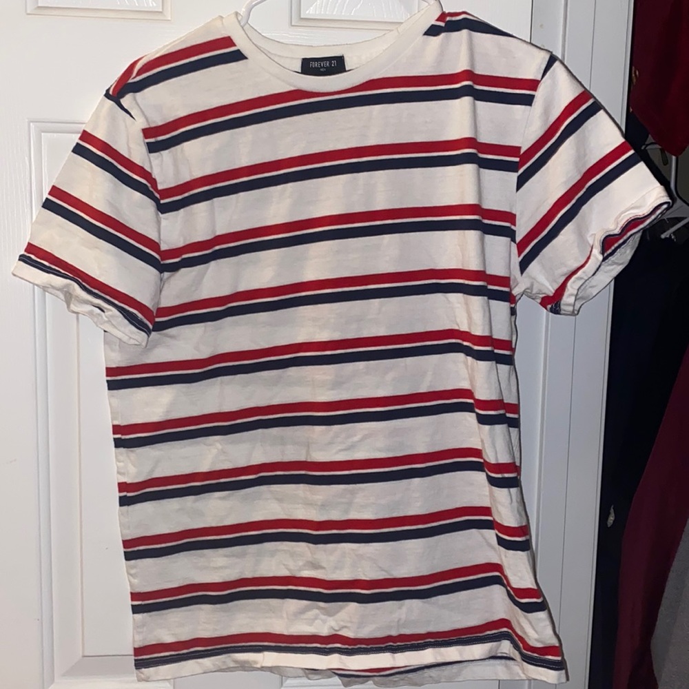 Men’s striped white shirt